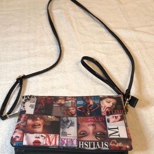 MAGAZINE CROSSBODY PURSE WITH WRISTLET
